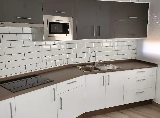 Dona Emilia * Costa Adeje (Tenerife)